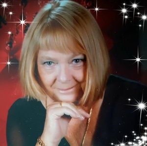 Meet your Posher, Carol